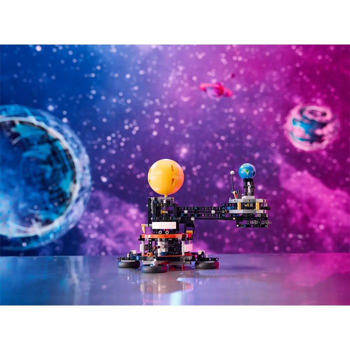 LEGO Technic Planet Earth and Moon in Orbit - 526 Pieces