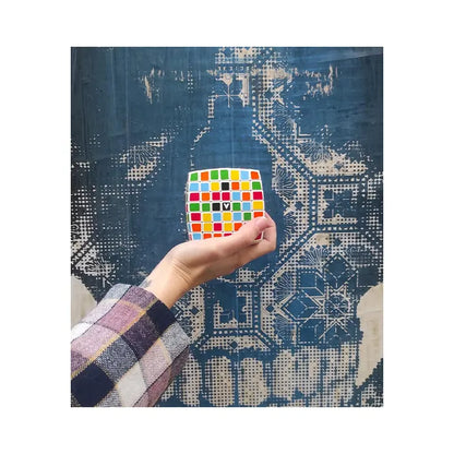 V-CUBE 7 X 7 WHITE PILLOWED
