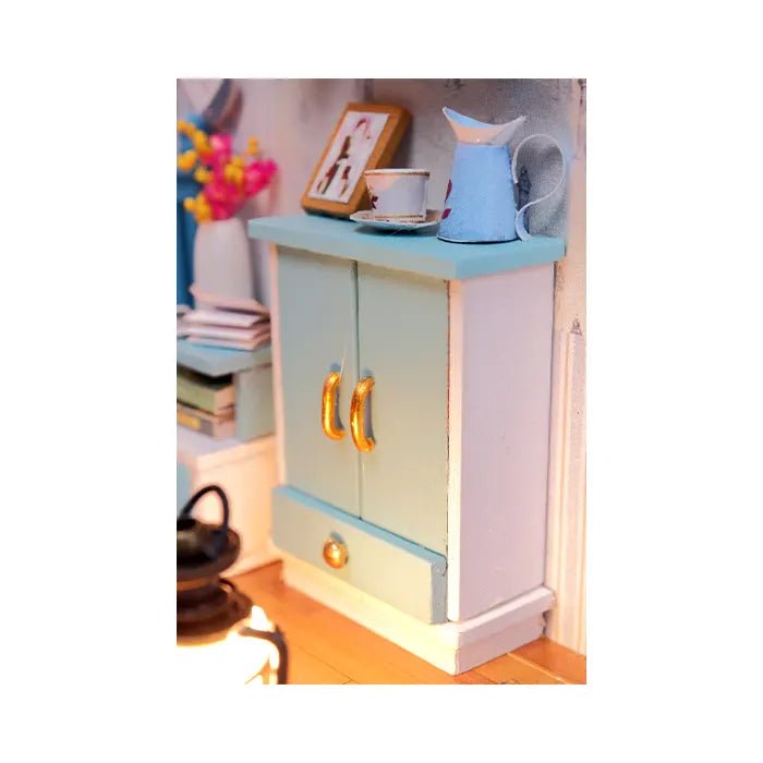 Tradeopia 3D DIY Dollhouse Kit Brandon's Room