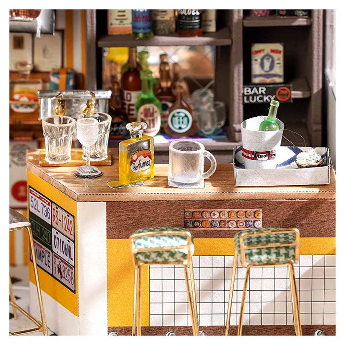 Light Music Bar DIY Miniature House - 149 Pieces