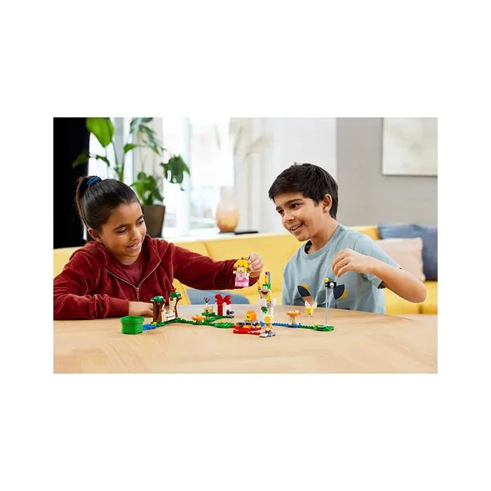 LEGO Super Mario Adventures with Peach Starter Course - 354 Pieces