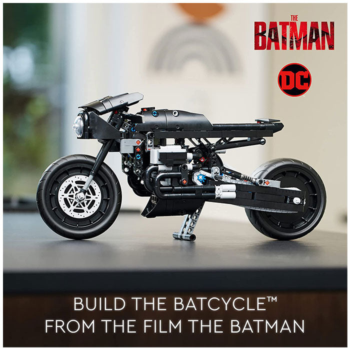 LEGO Technic The Batman's BATCYCLE Set