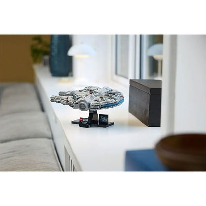 LEGO Star Wars Millennium Falcon - 921 Pieces