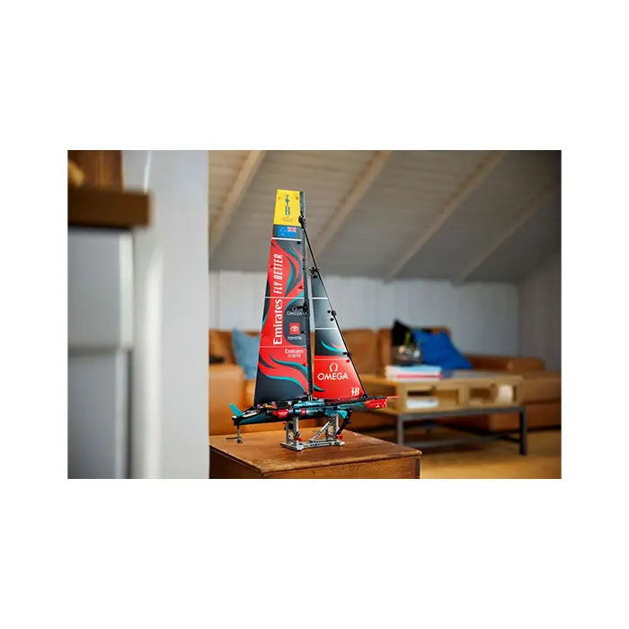 LEGO Technic Emirates Team New Zealand AC75 Yacht - 962 Pieces