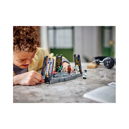LEGO Star Wars Ahsoka Tano's Duel on Peridea - 382 Pieces