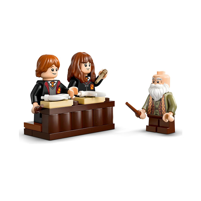 LEGO Harry Potter Hogwarts Castle Charms Class 204 Pieces
