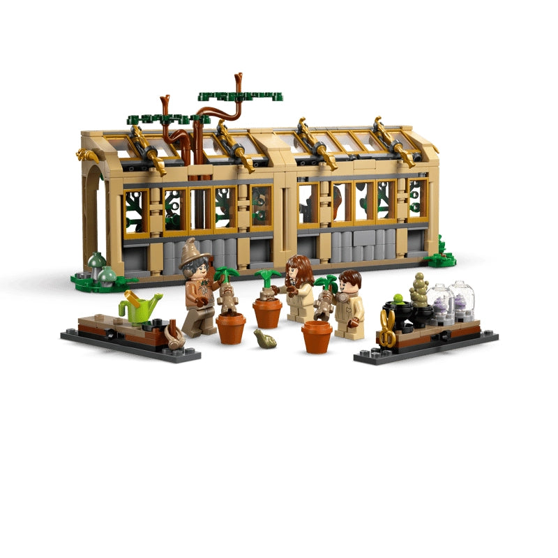 LEGO Harry Potter Hogwarts Castle: Herbology Class 390 Pieces