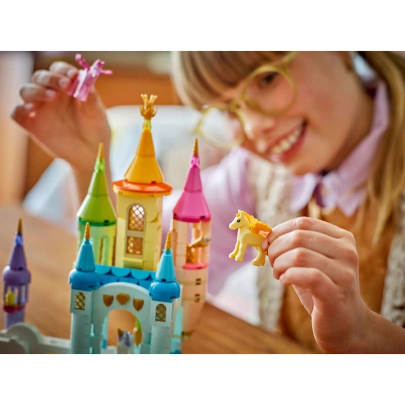 LEGO Creator 3-in-1 Unicorn Castle 390 Pieces