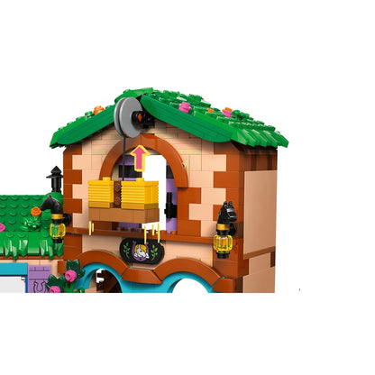 LEGO Friends Pony Ranch &amp; Stable 727 Pieces