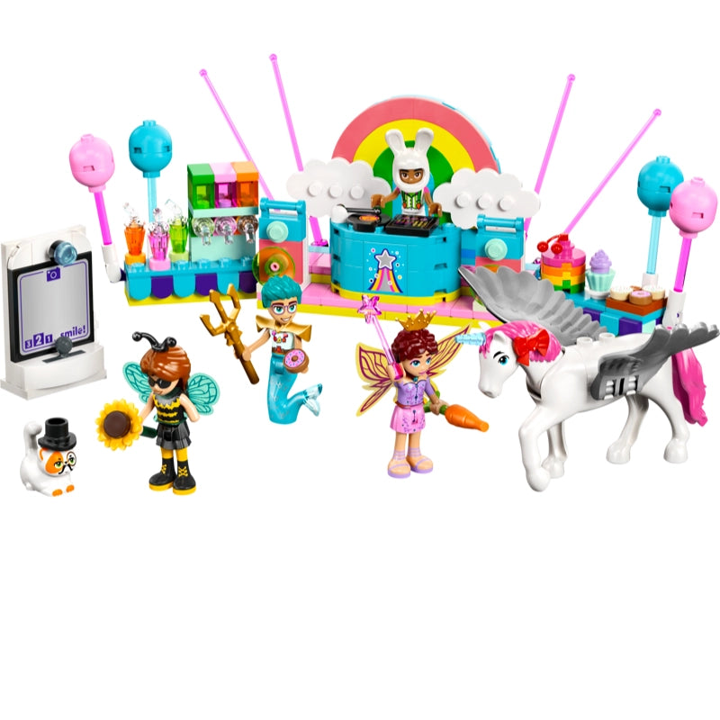 LEGO Friends Costume Party with Unicorn &amp; Fairy 261 Pieces
