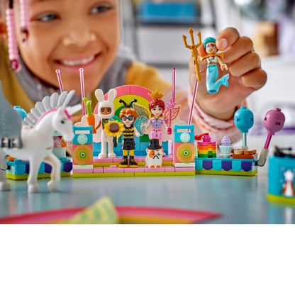 LEGO Friends Costume Party with Unicorn &amp; Fairy 261 Pieces
