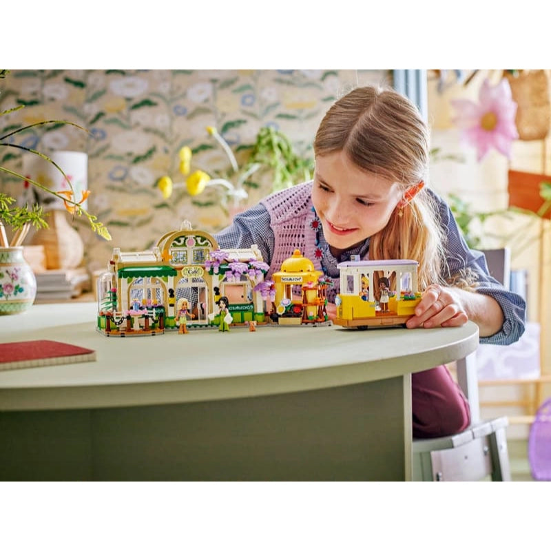 LEGO Friends Plant Café &amp; Flower Shop 1138 Pieces