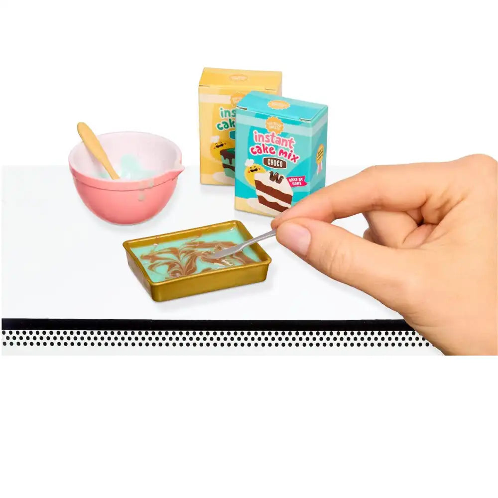Make It Mini Miniverse - From Scratch Series 2 Mini Collectible Food DIY Set