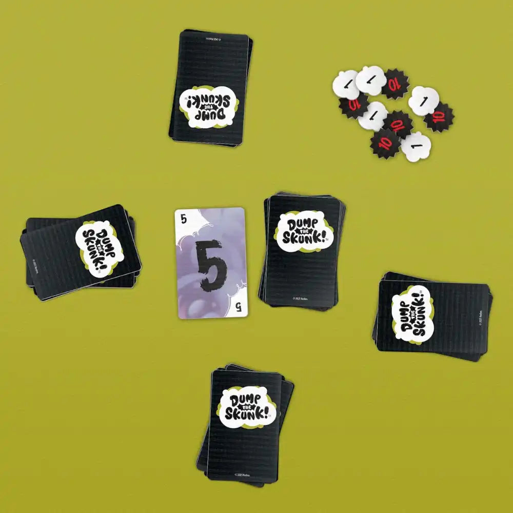 Dump The Skunk! - Card Game