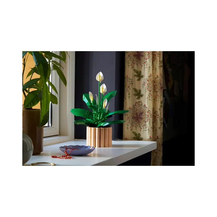 LEGO Botanicals Peace Lily 474 Pieces
