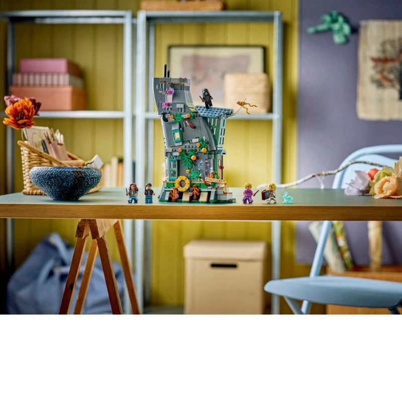 LEGO Harry Potter Luna Lovegood's House 764 Pieces