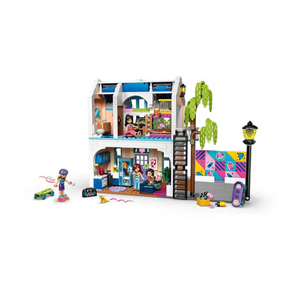 LEGO Friends Liann's Family House 949 Pieces