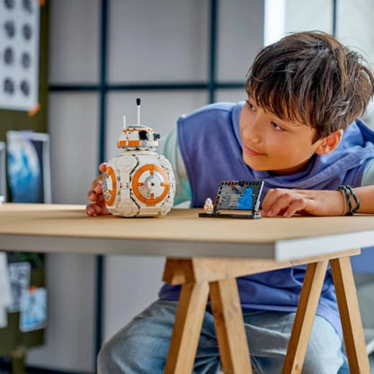 LEGO Star Wars BB-8 Astromech Droid 569 Pieces