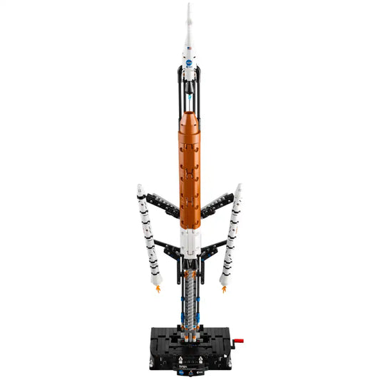LEGO Technic NASA Artemis Space Launch System Rocket 632 Pieces