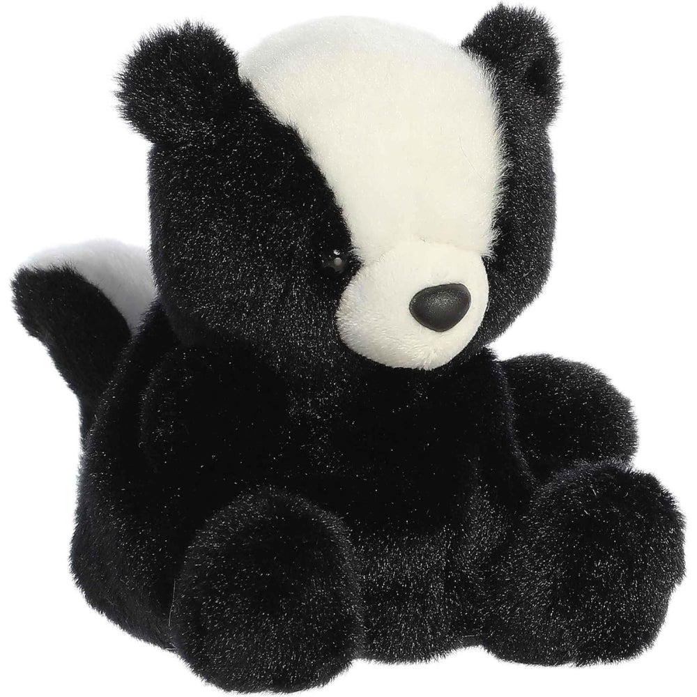 Aurora: Adorable Palm Pals Scout Skunk 5 Inch