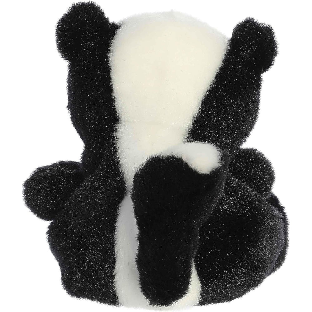 Aurora: Adorable Palm Pals Scout Skunk 5 Inch