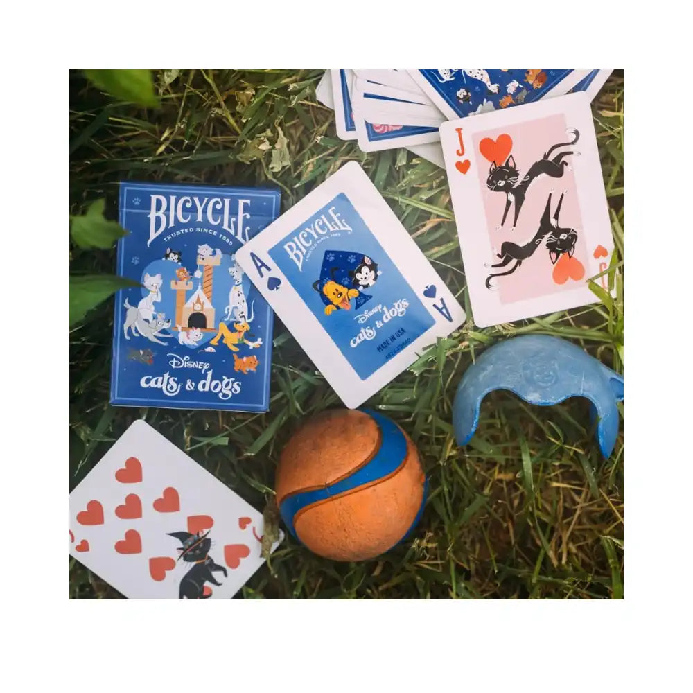 Playing Cards - Bicycle: Disney Cats &amp; Dogs