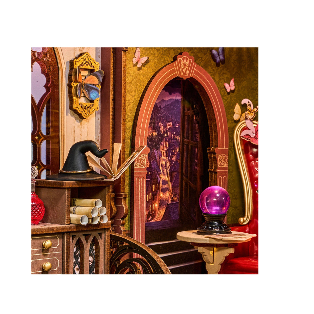 Robotime Rolife DIY Book Nook Kit - Magic Fantasy Corner