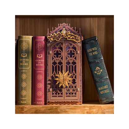 Robotime Rolife DIY Book Nook Kit - Magic Fantasy Corner