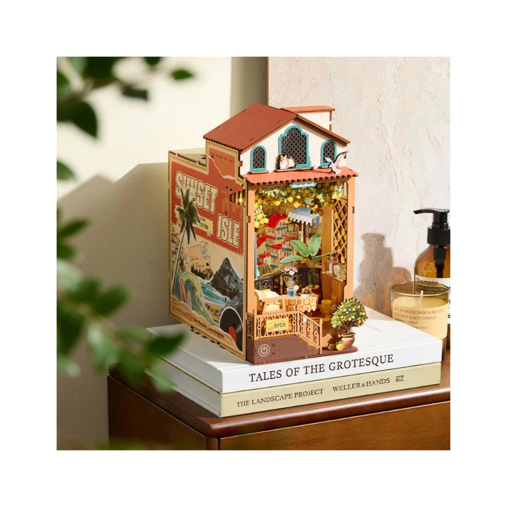 Robotime Rolife DIY Book Nook Kit - Sunset Isle