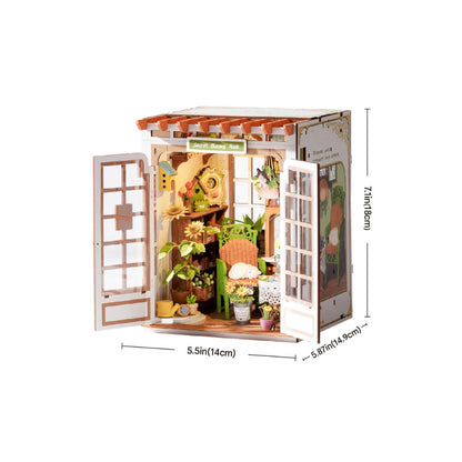 Robotime Rolife DIY Book Nook Kit - Secret Bloomy Nook