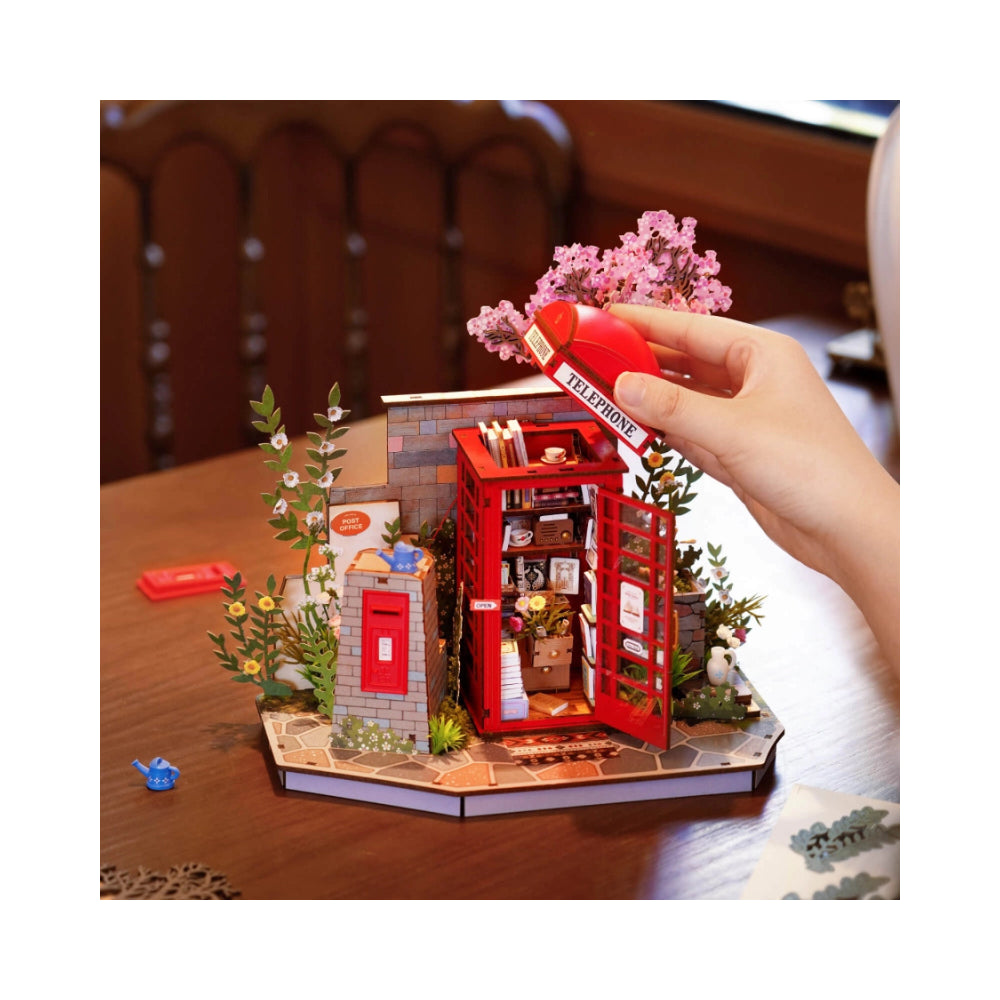 Robotime Rolife 3D Wooden Puzzle - Blossom Book Booth