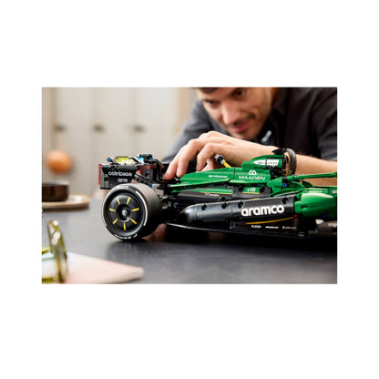 LEGO Technic Aston Martin Aramco AMR25 F1 Car - 1547 Pieces