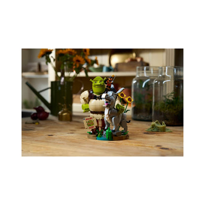 LEGO Shrek, Donkey & Puss in Boots 1403 Pieces