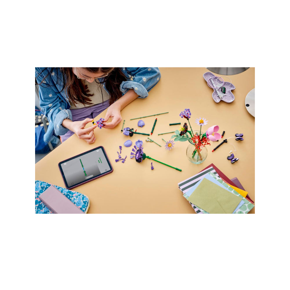 LEGO Editions Olivia Rodrigo's Flower Bouquet 400 Pieces