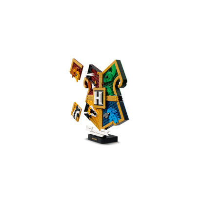 LEGO Harry Potter Hogwarts  House Crest 545 Pieces