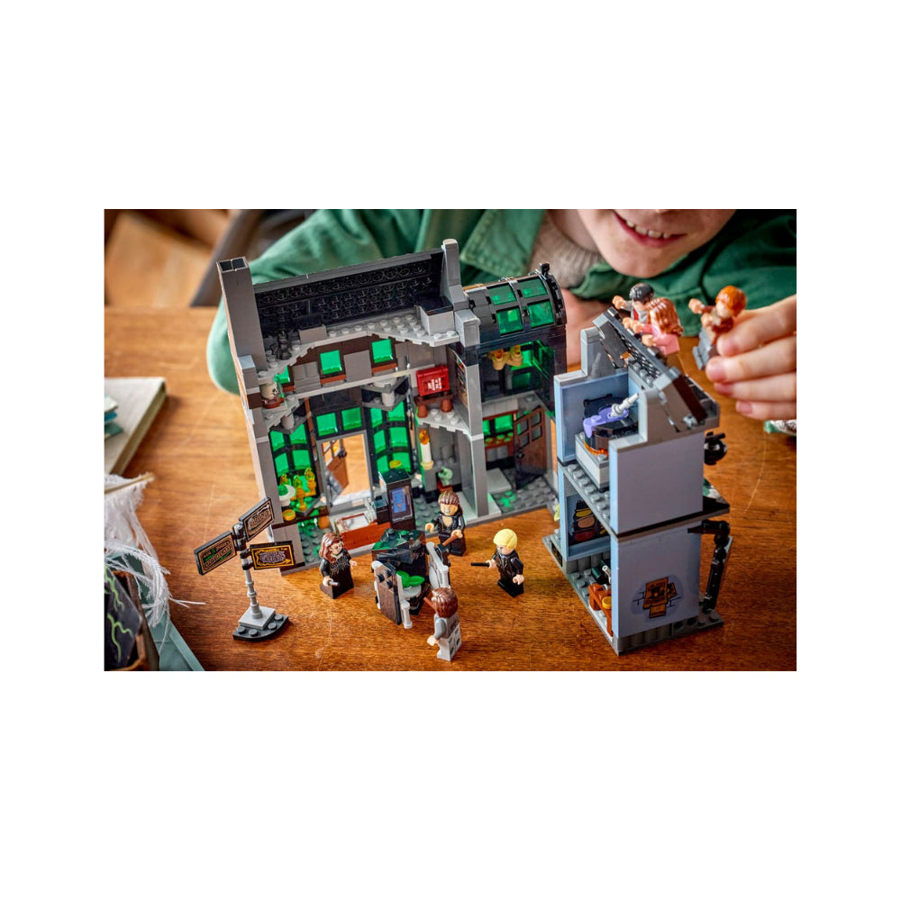 LEGO Harry Potter Knockturn Alley  Wizarding Shops 788 Pieces