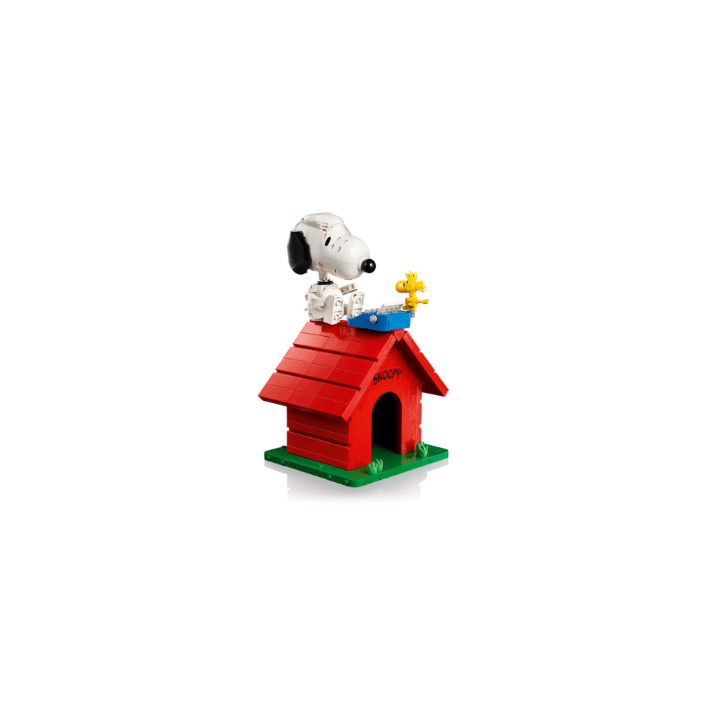 LEGO Ideas Peanuts: Snoopy's Doghouse 964 Pieces
