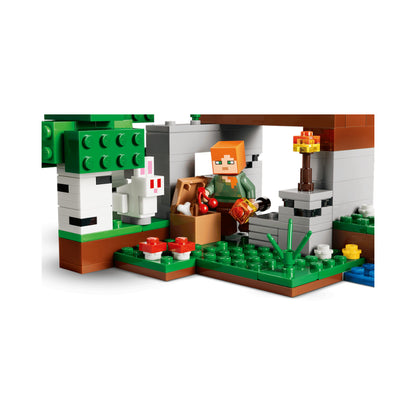LEGO Minecraft First Night Adventure 301 Pieces